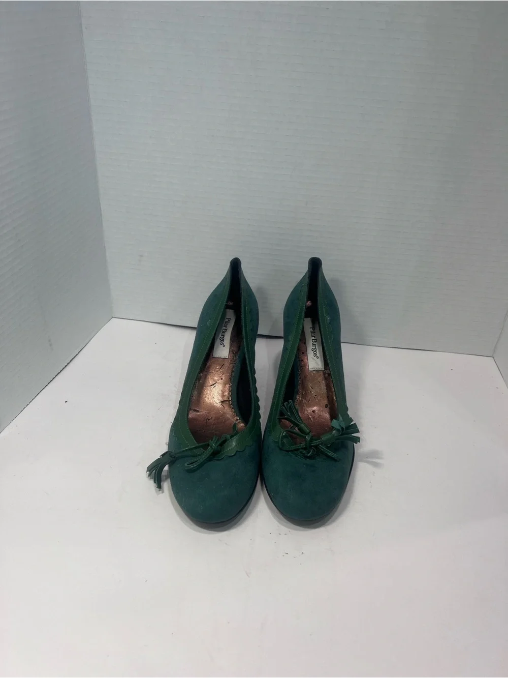 Green Suede Mid-Heel Pumps with Tassel Detail